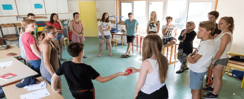 {$egitim->egitim_ad}